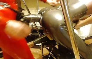 Ngơi cho sex trong q ...