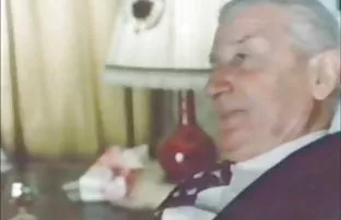Mẹ và con gái mẹ, mẹ ...