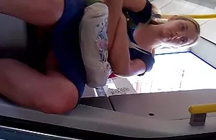 Mẹ phát hiện ra rằng ...