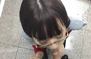 Gắn lên cô gái, và đ ...