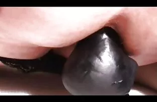 Cô gái, con trai trê ...
