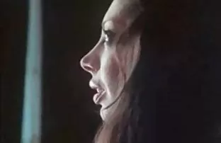 Ở nhà khiêu dâm với  ...