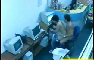 Con gái của ông chủ  ...