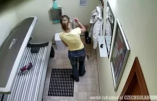 Ba người, hãm hiếp c ...