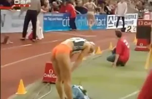 Làm tình với một cô  ...