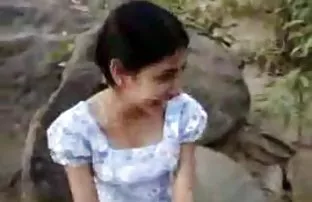 Cha an ủi một đau kh ...