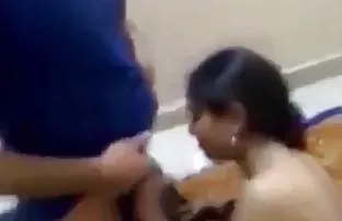 Đưa vào trong âm đạo ...